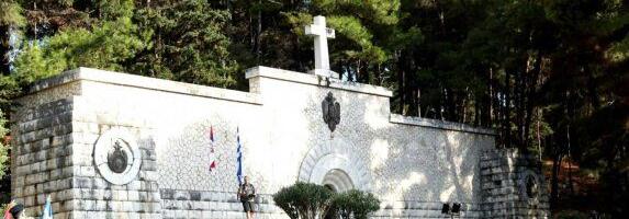 Vlada Srbije izdvojila više od 100 miliona dinara za sanaciju Spomen-kosturnice na ostrvu Vido