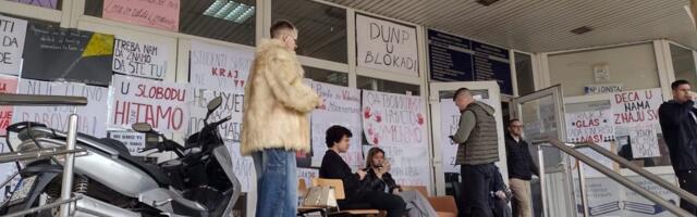 Niko nije sam: Studenti Pravnog fakulteta u Kragujevcu podržali uhapšene kolege u Novom Pazaru