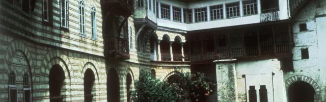 Zemljotres na Svetoj gori, u Hilandaru otpao malter u prijemnoj sali