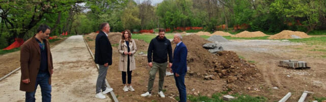 Гради се атлетска стаза у Шумицама