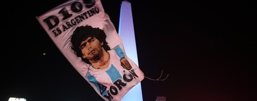 Argentinski mediji: Maradona umro od srčanog udara, u snu