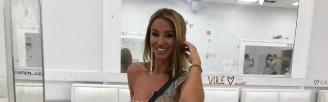 (FOTO) I DA SI NAJGORI JA SAM NA TVOJOJ STRANI: Aleksandra Nikolić u strasnom zagrljaju sa Janjušem, pali i POLJUPCI!