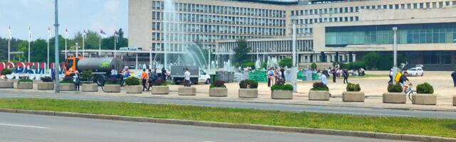 Palata Srbija: Sabirni centar za SNS miting (FOTO)