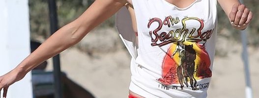 Apsolutno zanosna: Alessandra Ambrosio u novoj kampanji za kupaće kostime podseća nas zašto je bikini i dalje naš favorit!