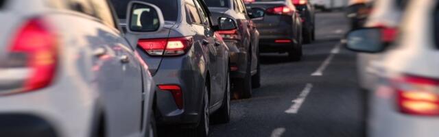 Vozači više od 5 sati prelazili 30 km, a putarina se uredno naplaćuje