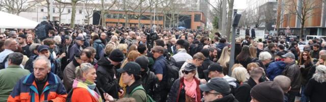 HAOS U LIONU: Hiljade ljudi na ulicama zbog ubistva studenta (VIDEO, FOTO)