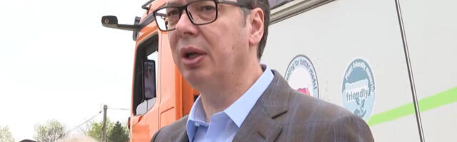 Вучић: Блокадери у Кули напали наше активисте, пустите их да уништавају билборде