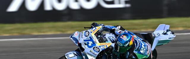 Jezive scene na stazi: Akosti otkazao motor, Aleks Markes se zakucao u KTM pri velikoj brzini i poleteo u vazduh! /VIDEO/