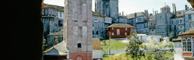 GRČKA USVOJILA NOVI ZAKON KOJI JE ZABRINUO CRKVENE KRUGOVE: Evo šta se menja za svetogorske manastire, njihove relikvije i imovinu