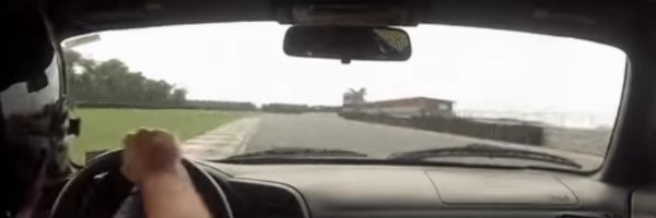 Čovek demolirao Hondu S2000 na trkačkoj stazi