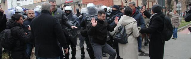 Sada je sve jasnije! Evo otkud 'blokadna kuharica' na nasilnim protestima u Srbiji!