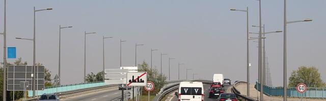 Magla na pojedinim deonicama: Šta se dešava u saobraćaju u Novom Sadu i okolini