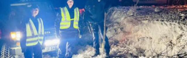 Припадници Граничне полиције из Сјенице спасили брачни пар у близини села Буђево