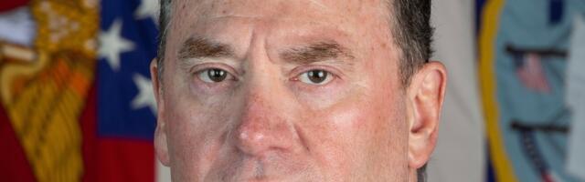 Trampov donator i ime iz Epstinovih fajlova: Ko je Džon Felan, koga je Pentagon otpustio sa mesta sekretara mornarice?