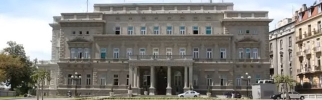 "Tvrde da je vazduh dobar, a poručuju prečišćavače za Stari dvor"