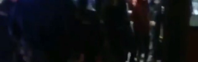 Žandarmerija upala gradski prevoz i uhapsila dva mladića