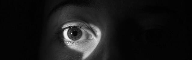 "PAZITE SE, NOSE MASKE I NAOČARE ČAK I NOĆU!": Iranci u strahu od Mosada, traži se od naroda da sada špijunira čak i DOSTAVLJAČE HRANE!