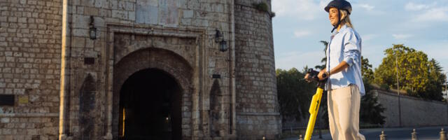 Yandex Go pokrenuo iznajmljivanje električnih trotineta u Nišu