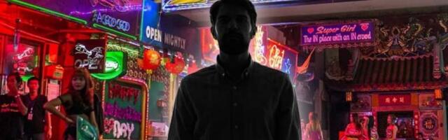 DARKO, BEKRIJO! Na meniju PEČENI KROKODILI, KOKTELI I EGZOTIČNI TAJLANĐANI - naš pevač ne prestaje da šokira! (VIDEO)