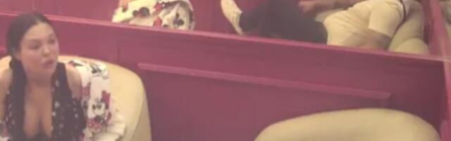 MAJA SATERALA ASMINA U ĆOŠAK, PA GA SASTAVILA SA CRNOM ZEMLJOM: Posle OVIH reči zanemeo od šoka!