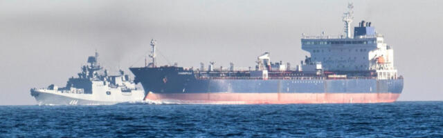 Руска фрегата јавно „претукла“ Стармера у Ламаншу