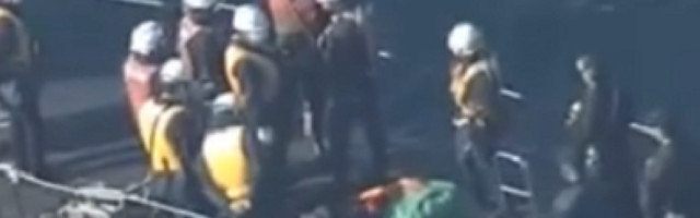 Strašna nezgoda se dogodila kada su se na otvorenom moru sudarili podmornica i trgovački brod (VIDEO)