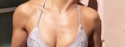 Jennifer Lopez u belom jednodelnom kupaćem koji sada svi žele!