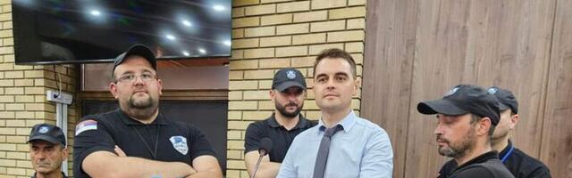 Odbornik i poslanik iz Vranja tvrdi da mu SNS preti smrću  – poručili da je trebalo da ga radnici JKP „Komrad“ iznesu sa sednice