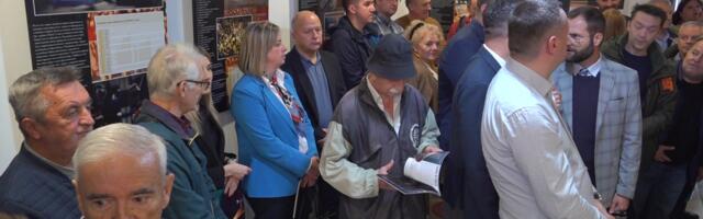 Izložba “75 godina valjanosti- Valjaonica bakra Sevojno 1950-2025” u Istorijskom arhivu Užice (VIDEO)