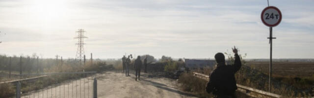 Руске снаге пресекле путеве за повлачење Украјинцима из Северска