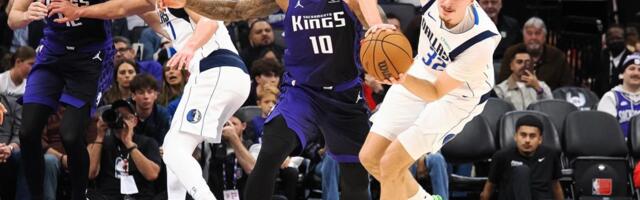 "KRALJEVI" IZNENADILI "MAVERIKSE": Sakramento srušio oslabljeni Dalas (VIDEO)