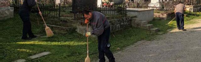 U toku uređenje grobalja uoči Pobusanog ponedeljka (FOTO)