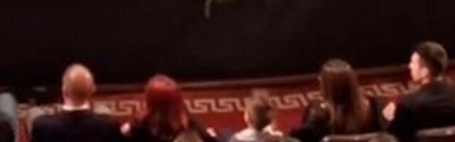 Da srce zaplače: Sarajlije spremile poseban film za Edina Avdića, sin Isak dobio aplauz celog pozorišta