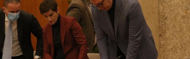 Vučić o Grčiću, Đokoviću i koroni... na Badnji dan