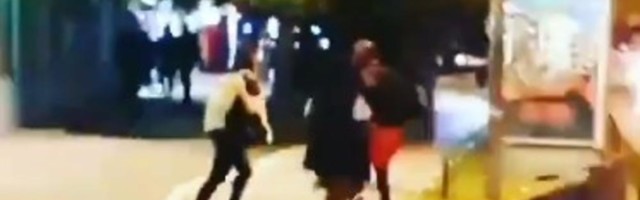ZARILA MU NOŽ U GRUDI! Dve žene uhapšene zbog pokušaja ubistva muškarca u centru Novog Sada (VIDEO)