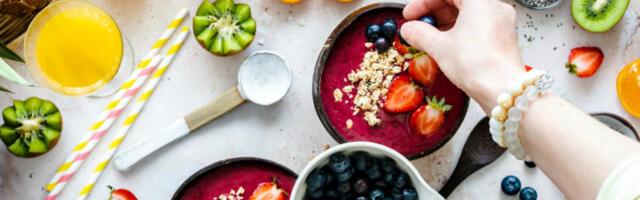 I energija i zdravlje: Voćni smuti sa semenkama za doručak, idealan za postuskršnji detoks