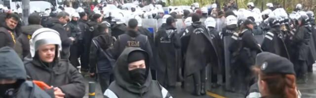Најмање 550 ухапшених на протестима поводом 1. маја