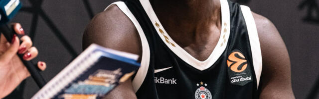 Zvanično: Bonga predstavljen u Panatinaikosu, poznato koliko će inkasirati Partizan