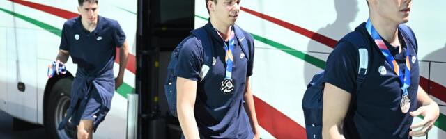 Bošnjaković i Lučić sumirali utiske nakon osvajanja srebra na Eurobasketu: Bio bi ovo savršen turnir da se nismo potrošili u polufinalu!
