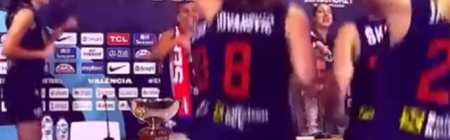 Kad slave srpske heroine, Marina ne može da dođe do reči (VIDEO)