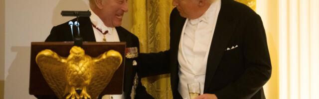 'Moja mama je bila zaljubljena u vas': Šale Trampa i kralja Čarlsa