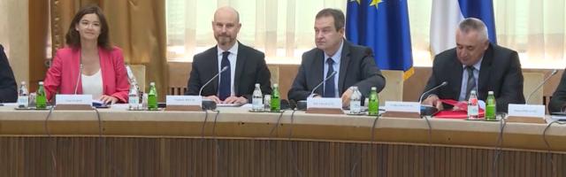 Lider SSP evroposlanicima: Ne šaljite nove dokumente, podržali ste Vučićev režim
