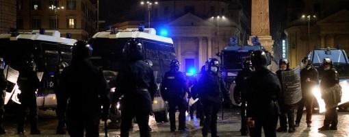 U Firenci okršaji između demonstranata i policije zbog novih mera oko korone