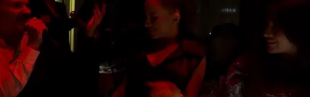 Tea u miniću, Barbara "puca" u uskom: Vreli ples pevačica napravio haos, Bojan skočio sa bine