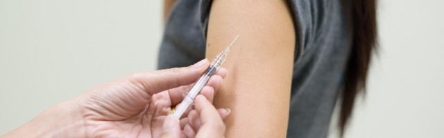 "Krenućemo da vakcinišemo decu od 12 do 15 godina"