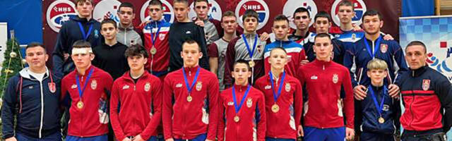 Još jedan uspeh mladih rvača Srbije: Orlići doneli devet medalja iz Zagreba