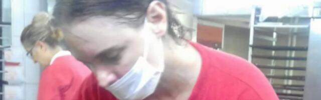 Najpoznatija srpska manekenka sada radi u pekari! Armanijeva muza mesi peciva u 6 ujutru (FOTO)