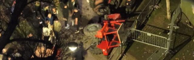DIVLjAŠTVO BLOKADERA: Oborili traktor, gađaju policiju i šatore u kojima su studenti koji žele da uče (FOTO)