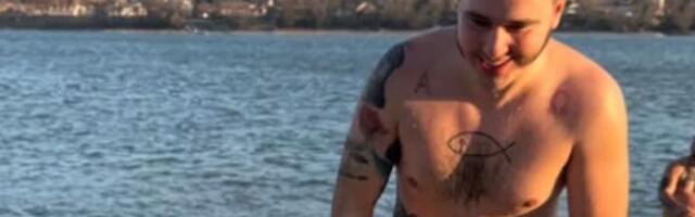 Balaševićev sin drži časni krst: Plivao u ledenoj reci, a na obali ga sačekalo nešto najlepše