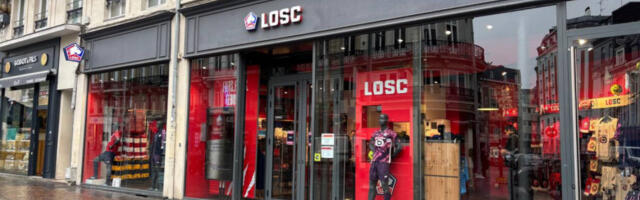 SPORTISSIMO U LILOVOJ PRODAVNICI, A TAMO ŠOK: Pogledajte šta smo našli i to sa Zvezdinim grbom (VIDEO)